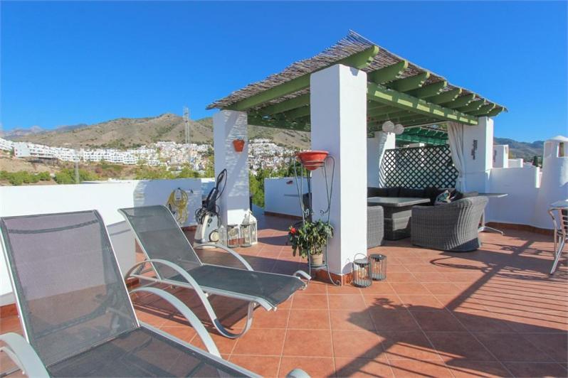 Amazing 3 Bedroom Townhouse In Nerja Exterior foto