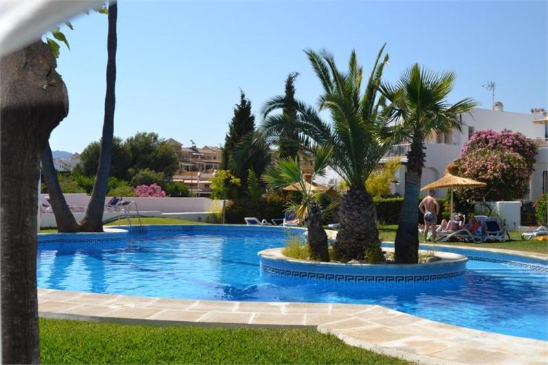 Amazing 3 Bedroom Townhouse In Nerja Exterior foto